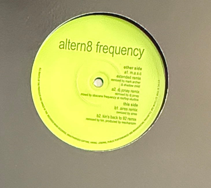Altern 8 – Frequency (12" Vinyl Remixes)